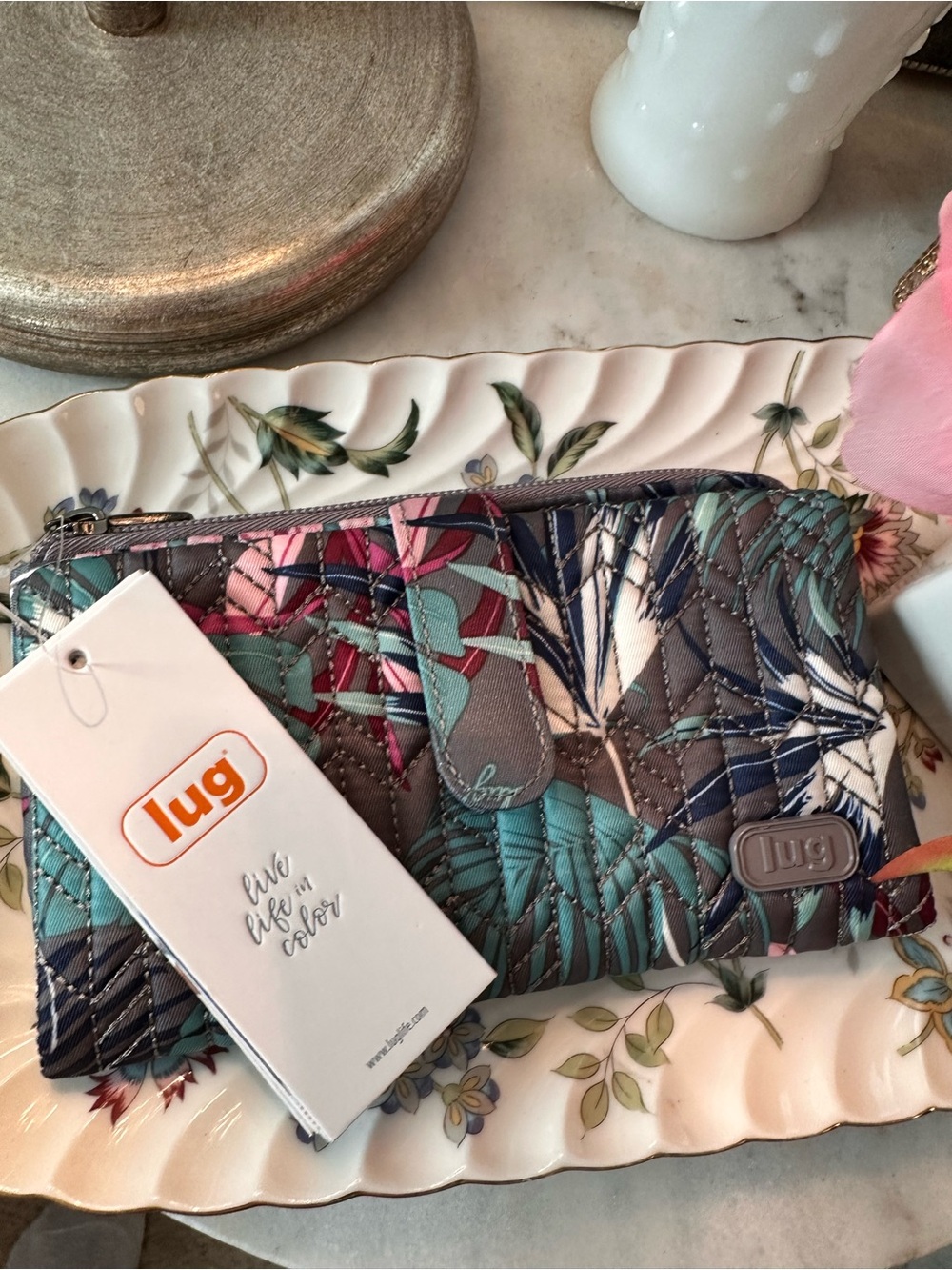 NWT a Lug "Tram" RFID Bifold Quilted Wallet